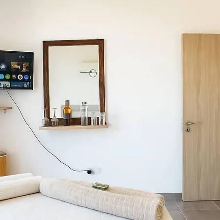 Modern Sea View In With Private Pool *