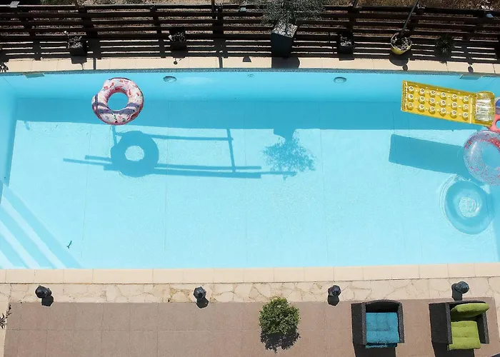 Pensiune Modern Sea View In With Private Pool