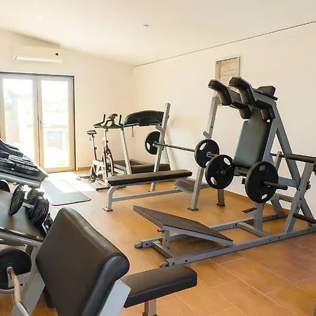 Modern Sea View In With Private Pool オロクリニ