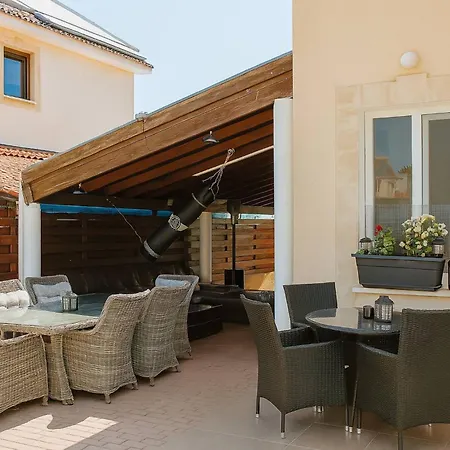 Pensiune Modern Sea View In With Private Pool *