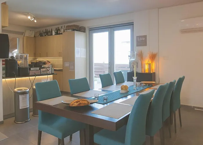 Modern Sea View In With Private Pool Pensionat Voroklini