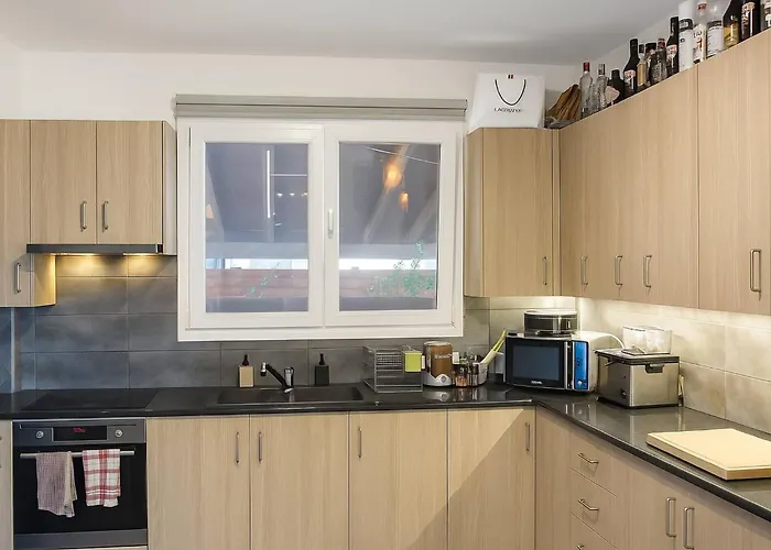 Modern Sea View In With Private Pool Pensionat