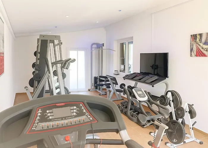 Modern Sea View In With Private Pool Pensionat *